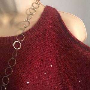 Long sleeves sweater. Large